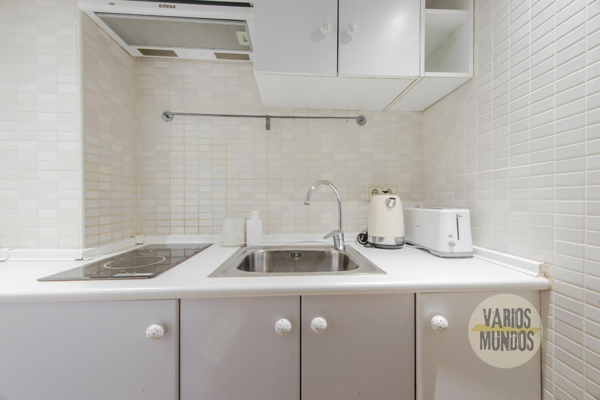Elegante Apt Para 3 En Chueca A 1 Min De Gran Via มาดริด ภายนอก รูปภาพ